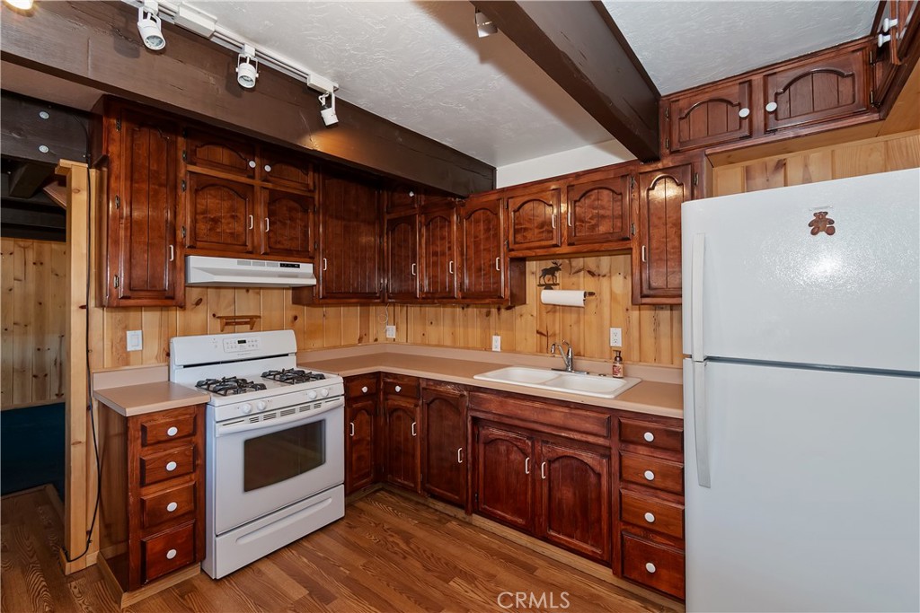 47115 Sky View Drive Property Photo 13
