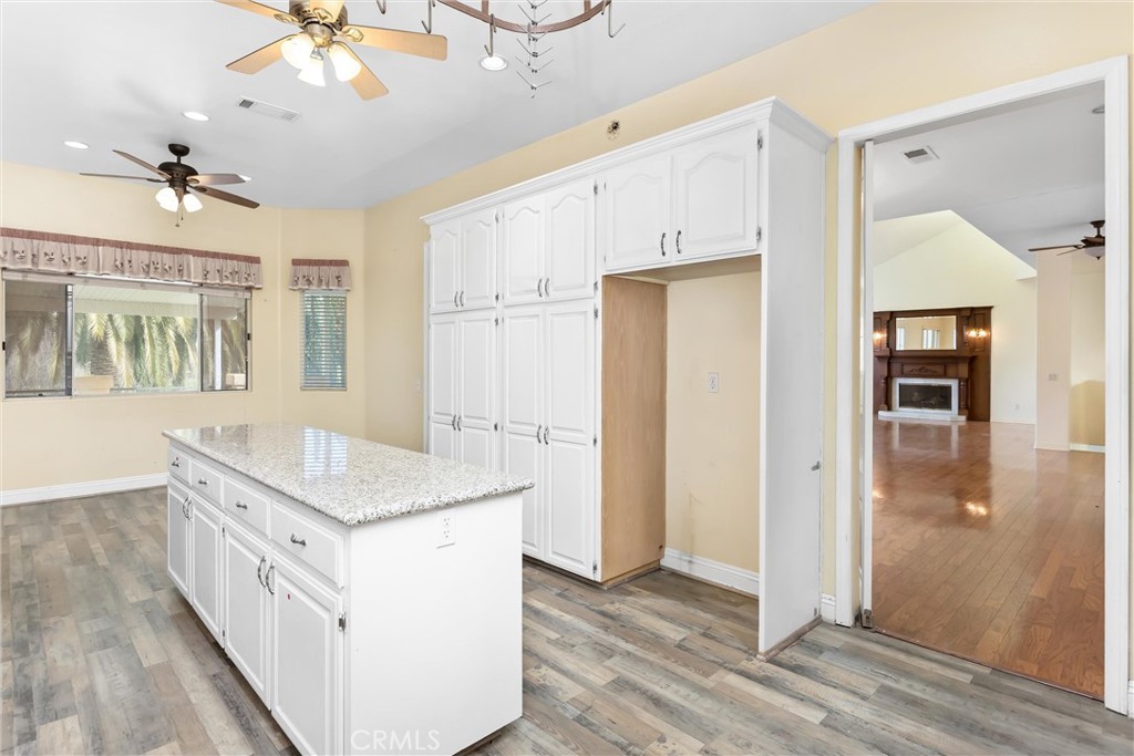 13776 Meadow View Property Photo 14