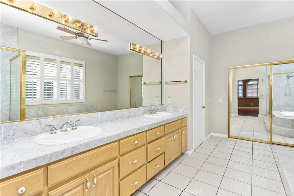 13776 Meadow View Property Photo 26