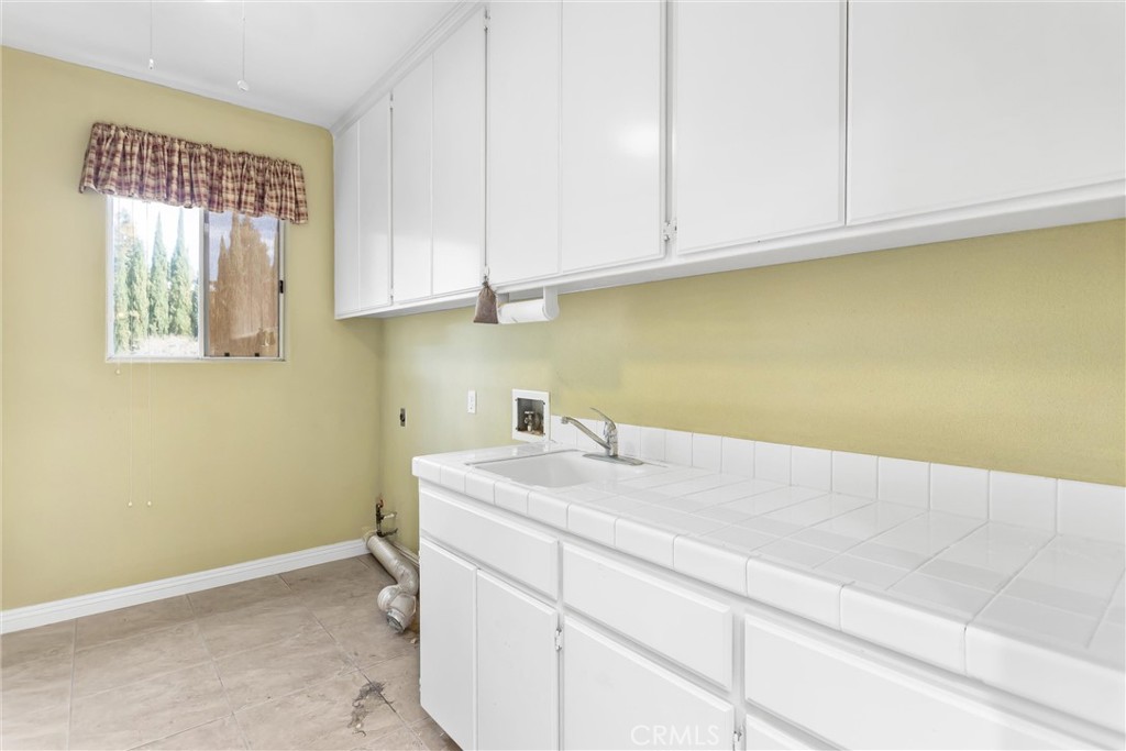 13776 Meadow View Property Photo 37