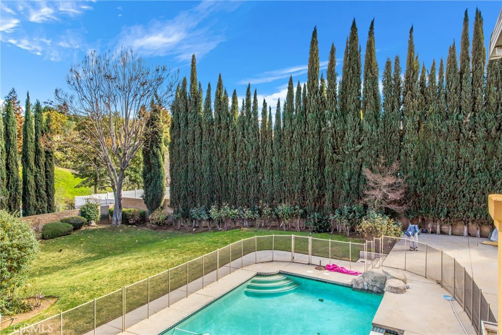 13776 Meadow View Property Photo 47