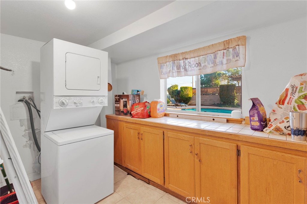 14415 Erie Property Photo 27