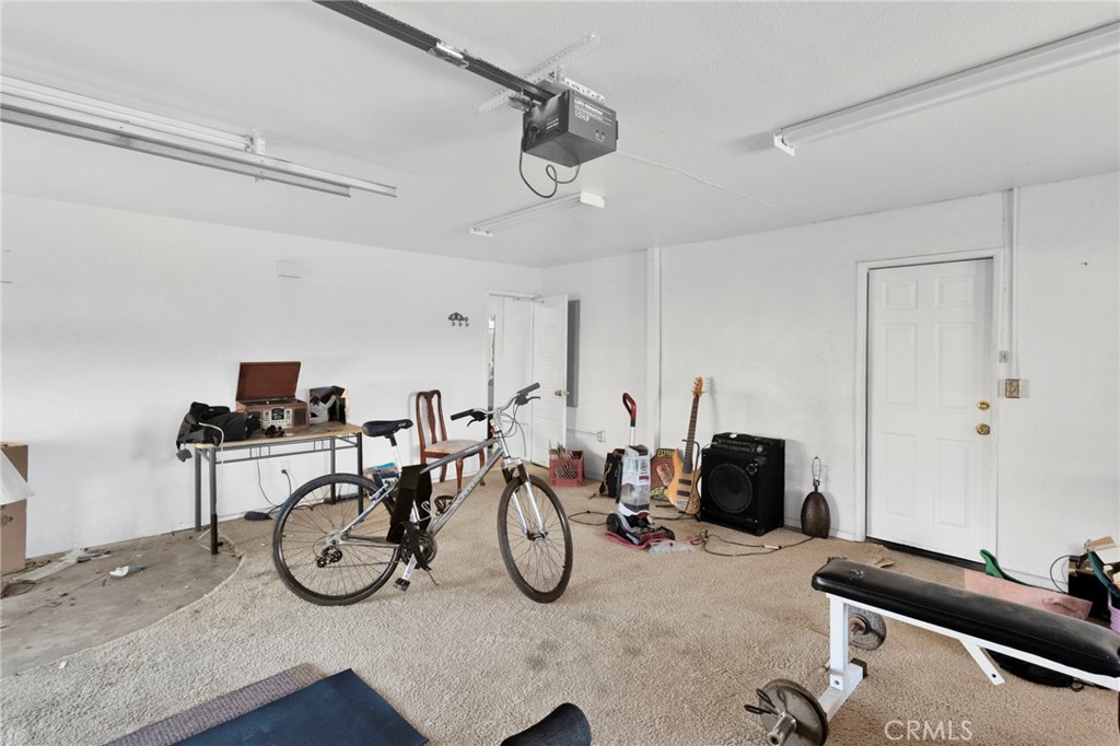 14415 Erie Property Photo 35