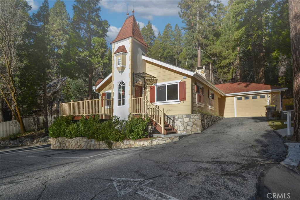 27162 State Highway 189 Property Photo 1