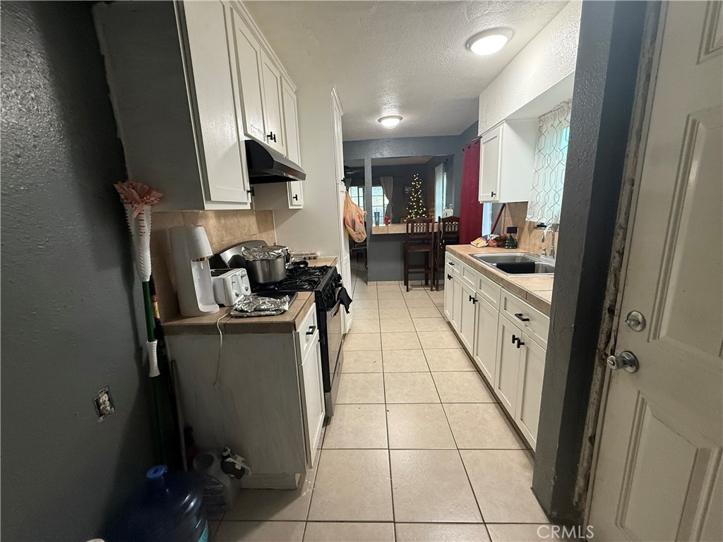 26079 9th Property Photo 10