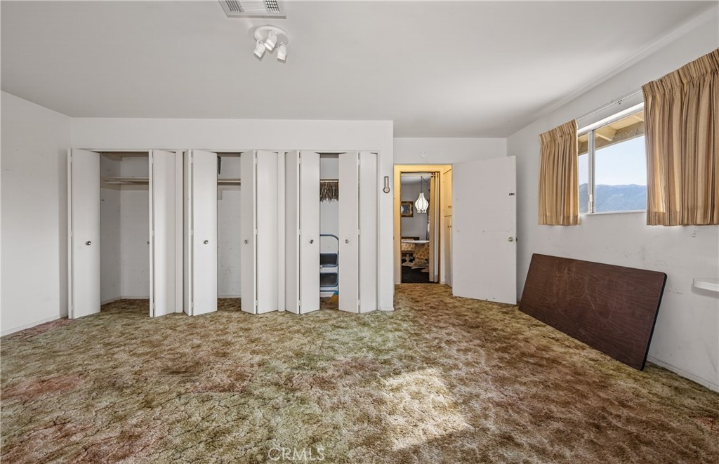 1193 W King Property Photo 19