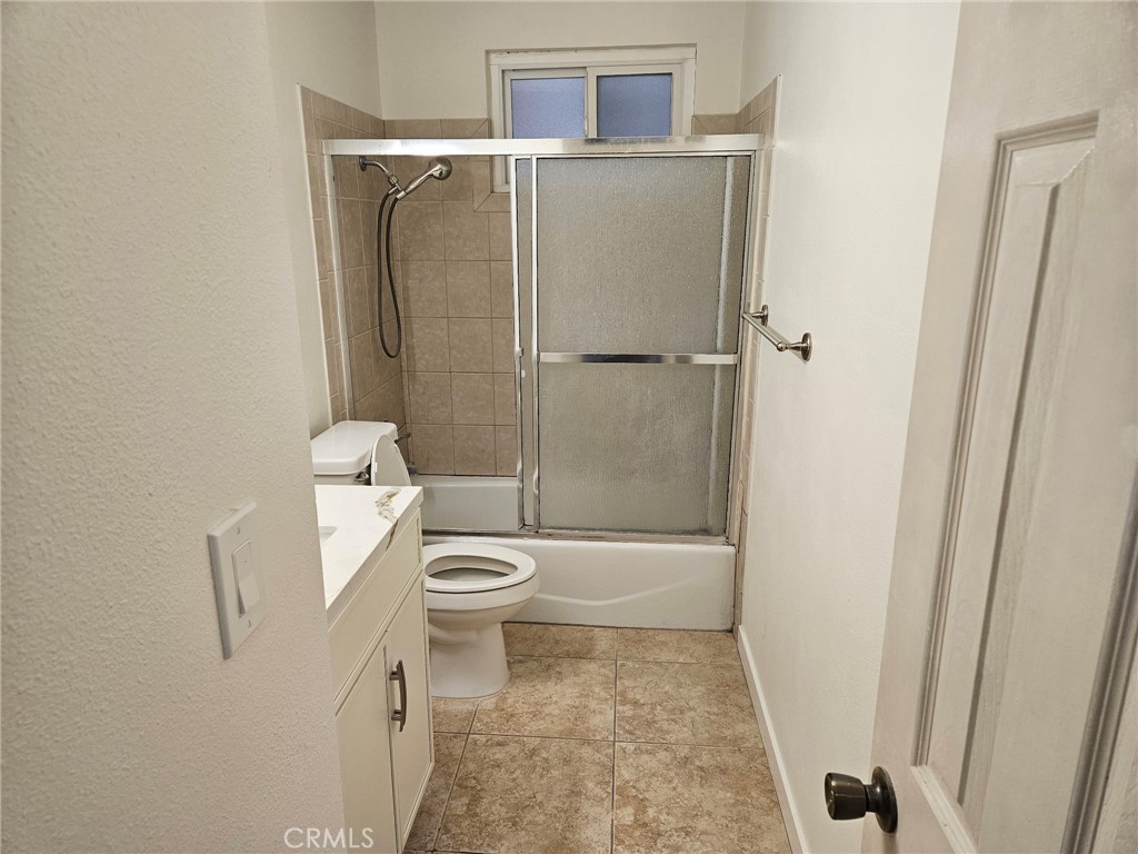 16060 Las Vecinas Drive Property Photo 15