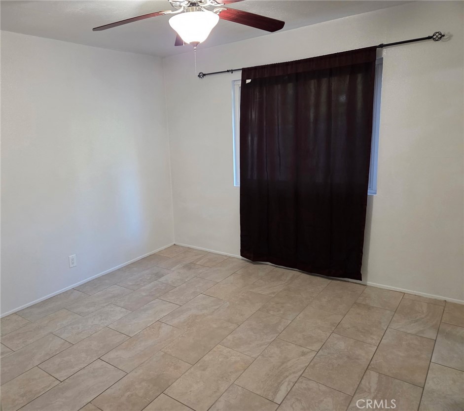16060 Las Vecinas Drive Property Photo 18