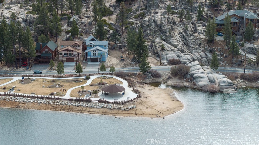 39027 Big Bear Boulevard Property Photo 5