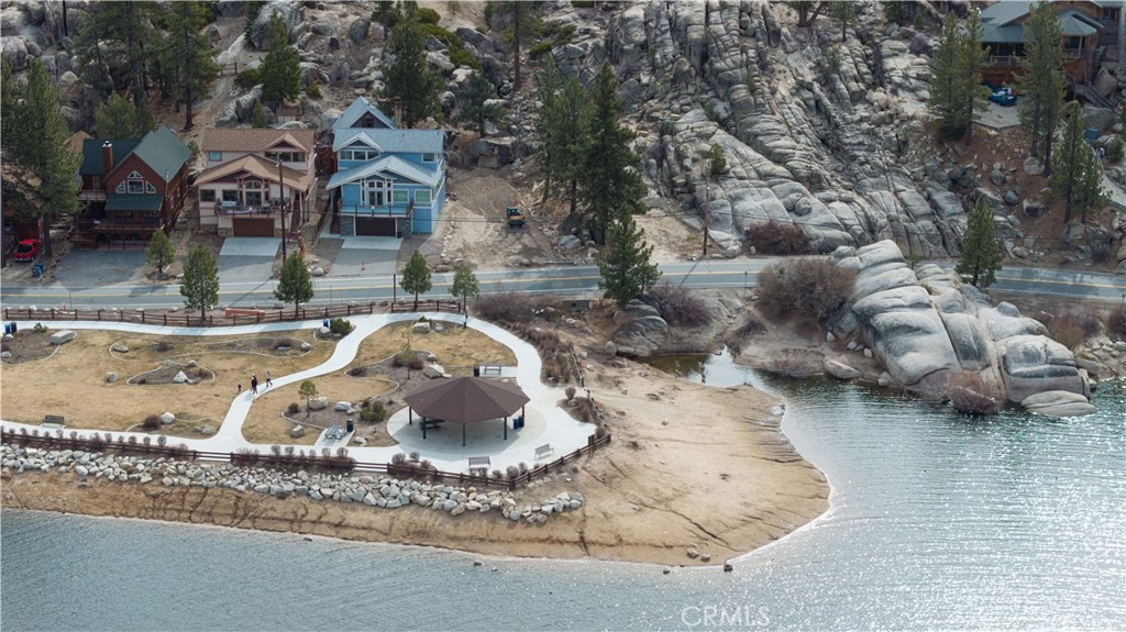 39027 Big Bear Boulevard Property Photo 14