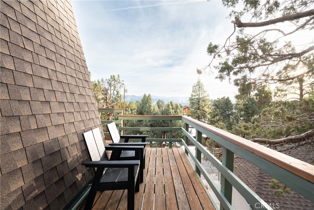 1117 Crater Mountain Property Photo 3