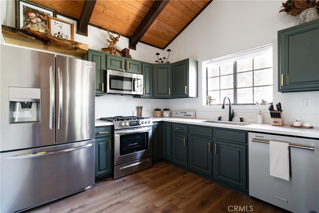 1132 Mount Shasta Road Property Photo 8