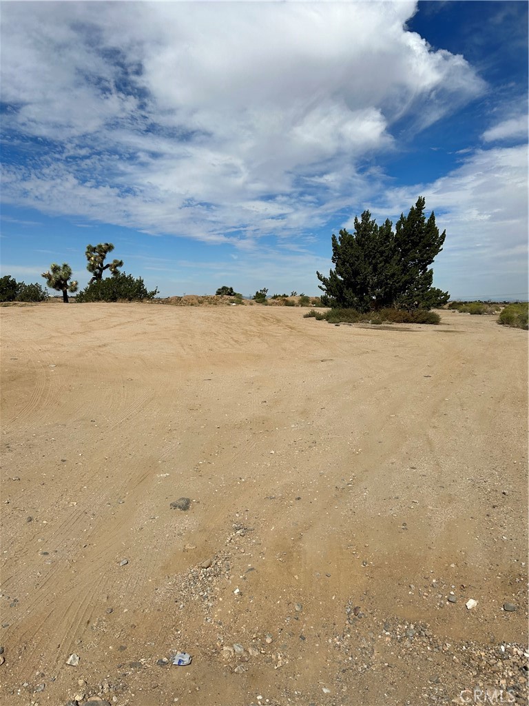 1 Old Mine Road Property Photo 1