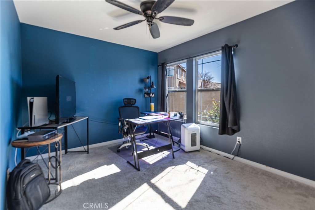 16664 Hawks Hill Property Photo 14