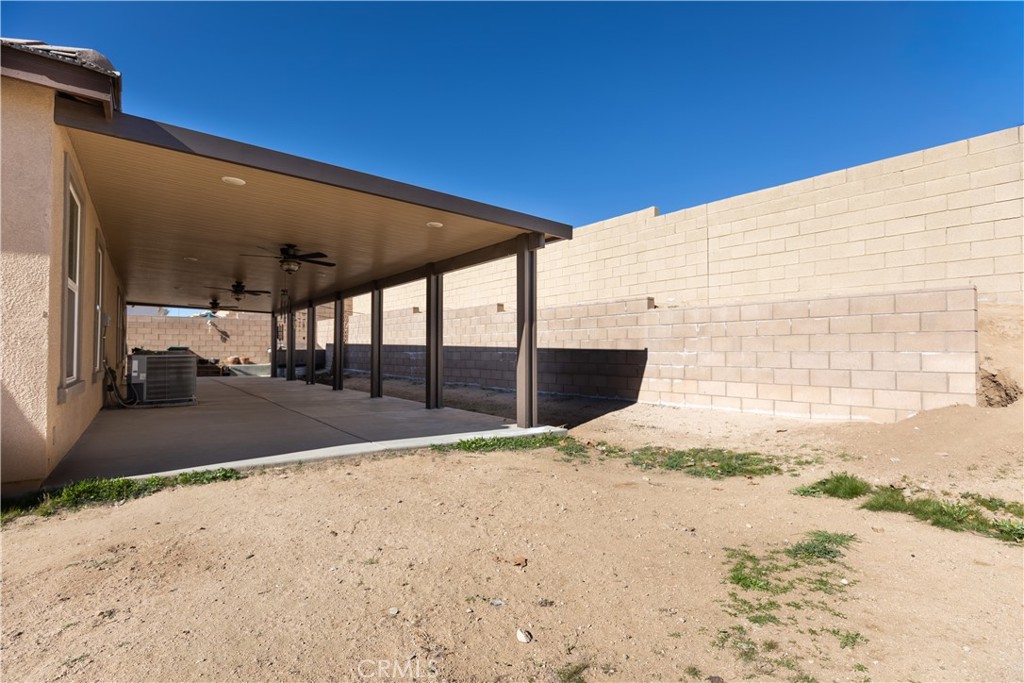 16664 Hawks Hill Property Photo 25
