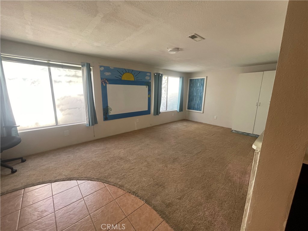 1380 Teakwood Property Photo 10