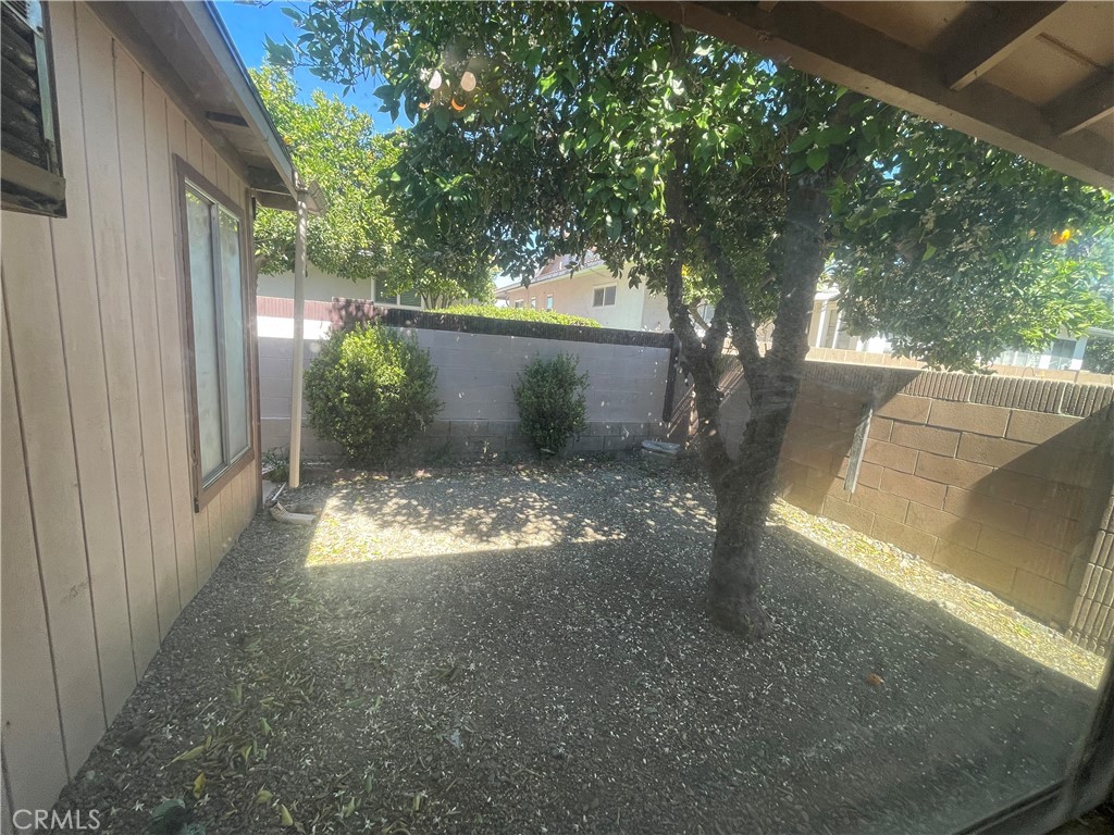 1380 Teakwood Property Photo 18