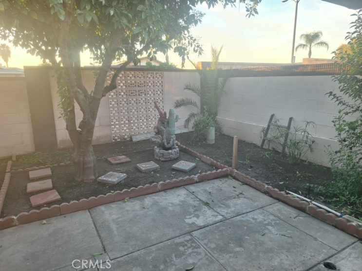 1380 Teakwood Property Photo 20