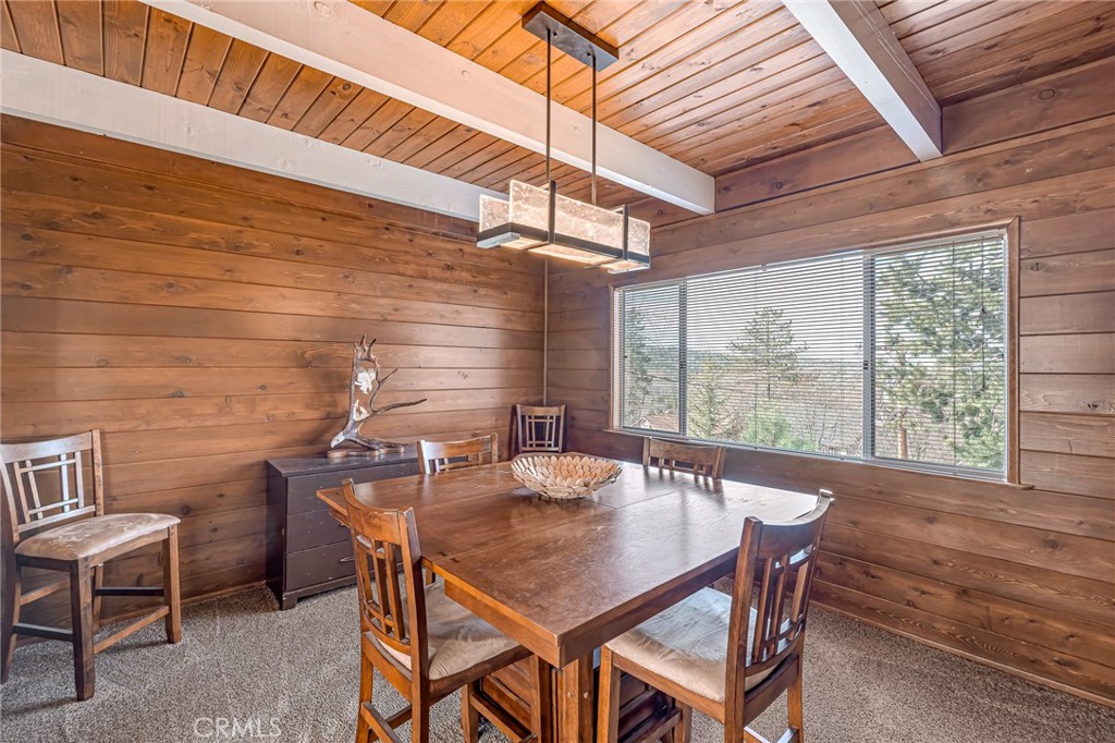 1405 Sequoia Drive Property Photo 8