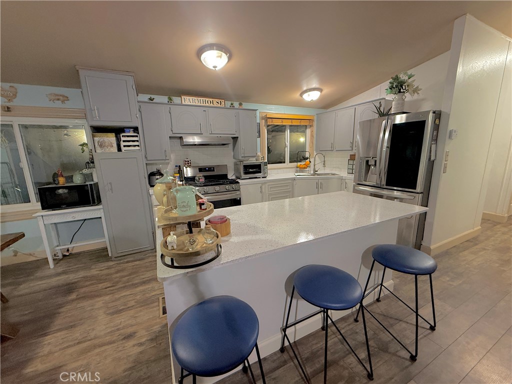 80 E Dawes Street 115 Property Photo 6