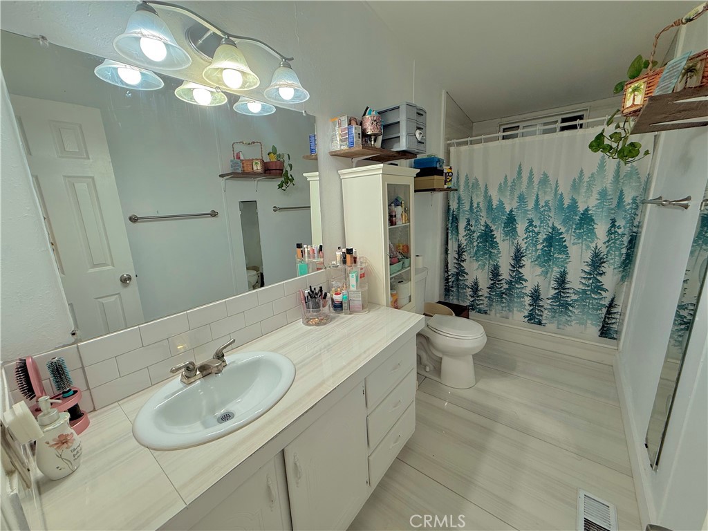 80 E Dawes Street 115 Property Photo 9