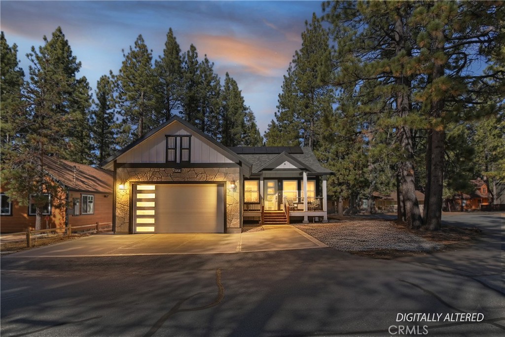 610 Blue Jay Property Photo 3