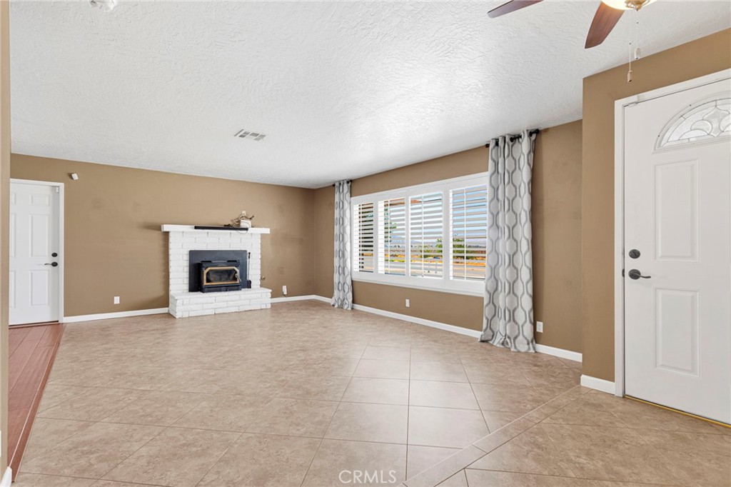 21940 Carlisle Road Property Photo 6