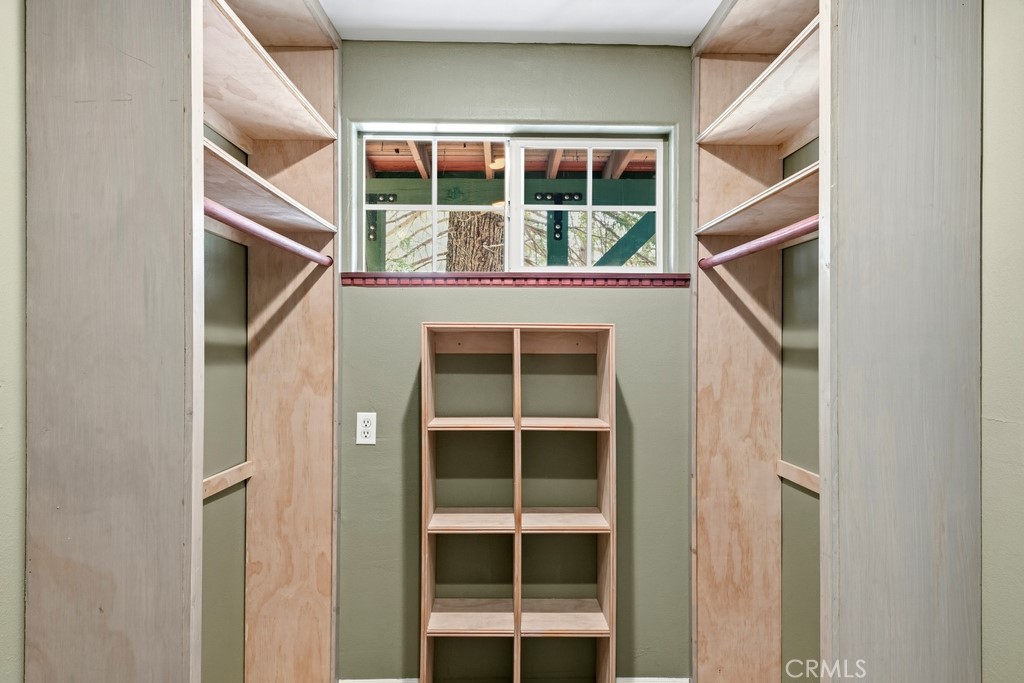 28070 West Shore Road Property Photo 30