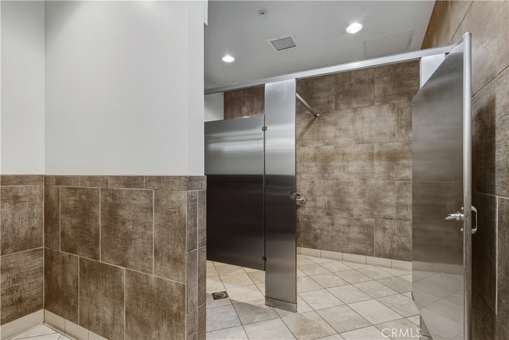 1801 Orange Tree Lane Property Photo 34
