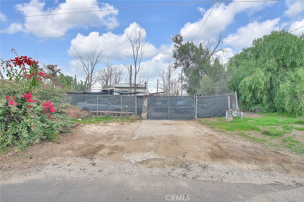 29570 13 Th Street Property Photo 11