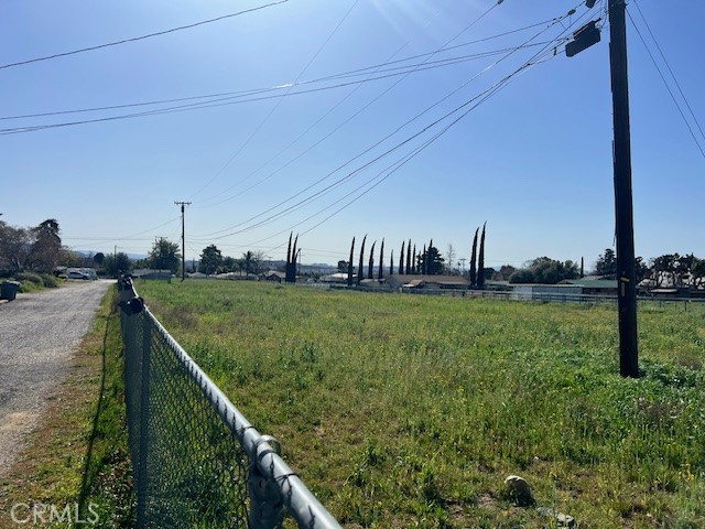 39068 Vineland Property Photo 2