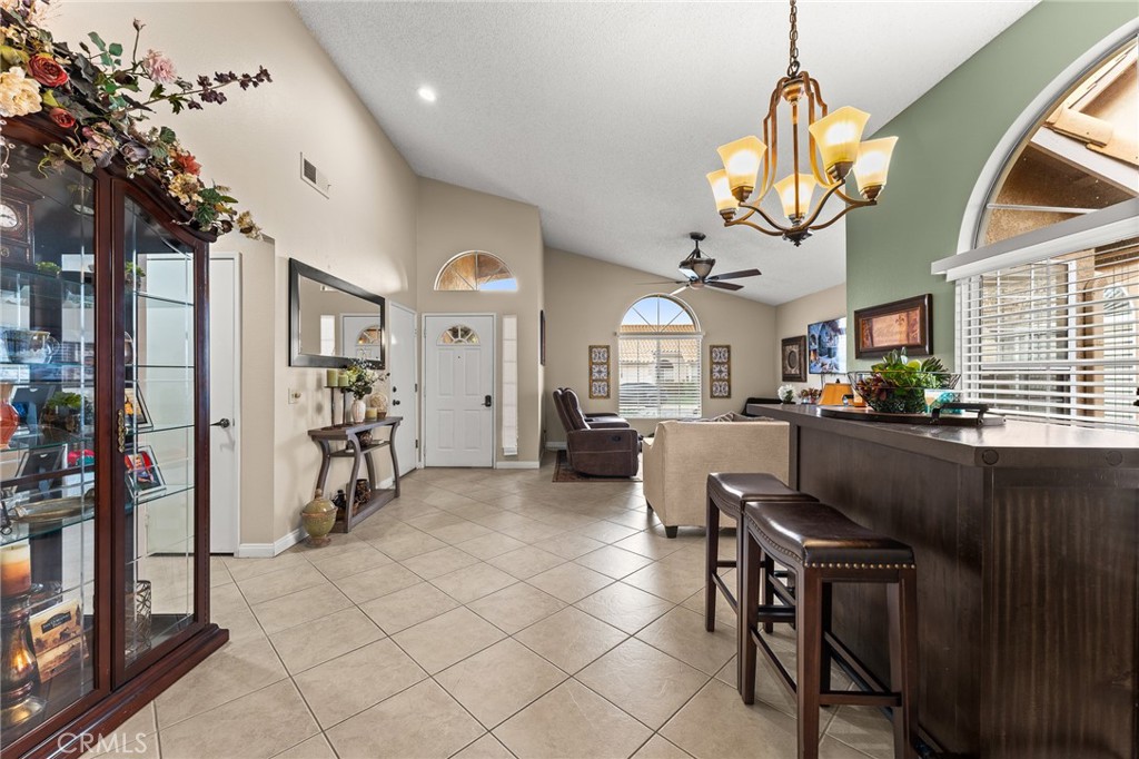 1154 Fairway Oaks Property Photo 5