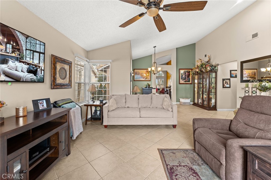 1154 Fairway Oaks Property Photo 7