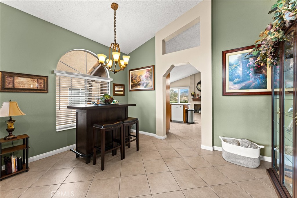 1154 Fairway Oaks Property Photo 8