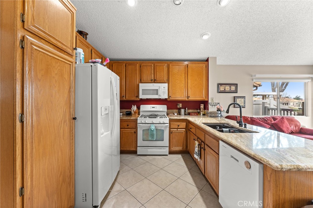 1154 Fairway Oaks Property Photo 13