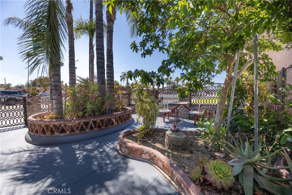 821 Orange Street Property Photo 8