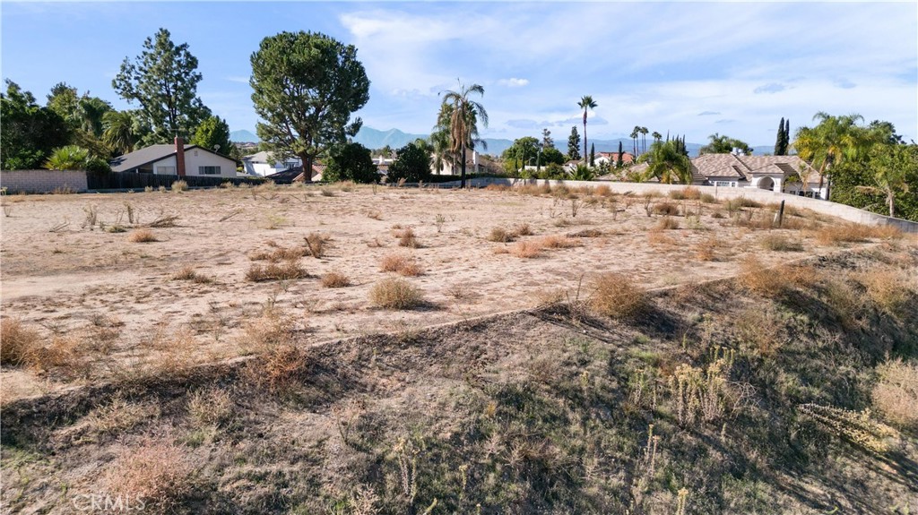 6204 Claridge Drive Property Photo 11