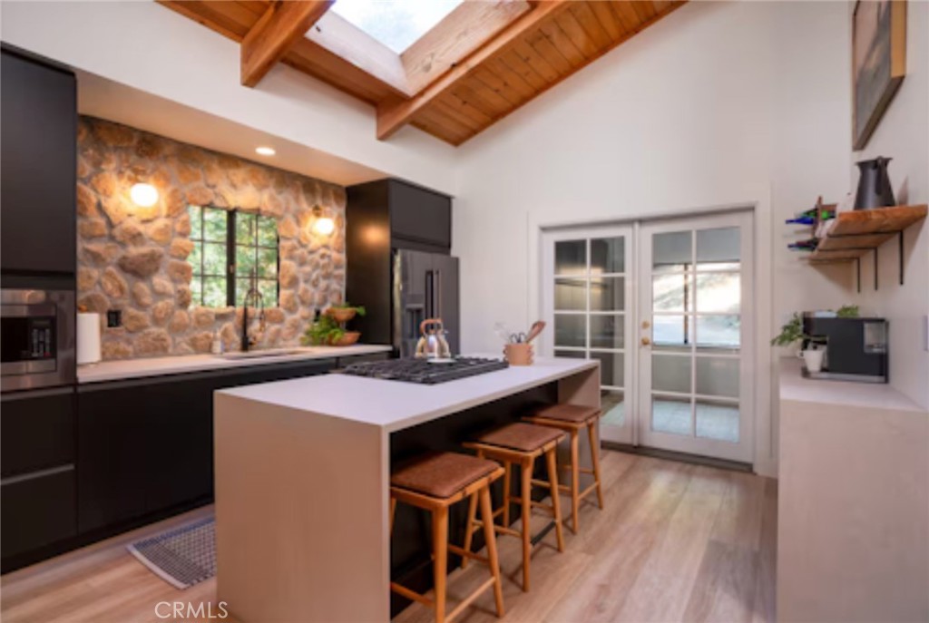 764 Fern Road Property Photo 3