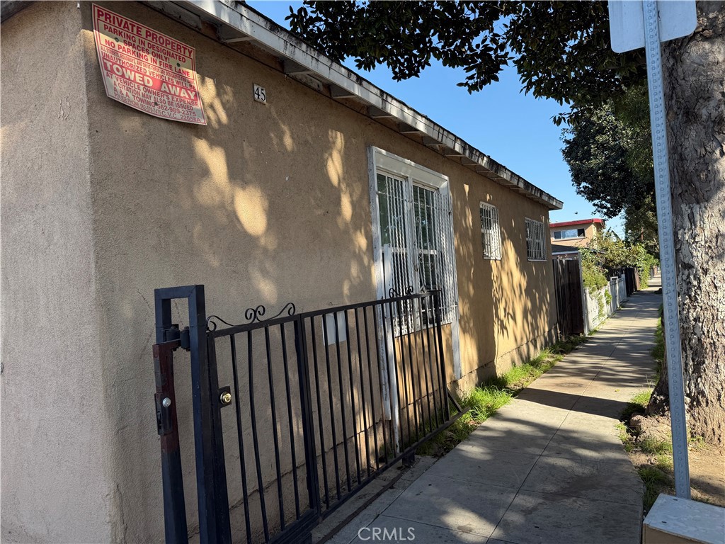 45 E 69th Way Property Photo 1