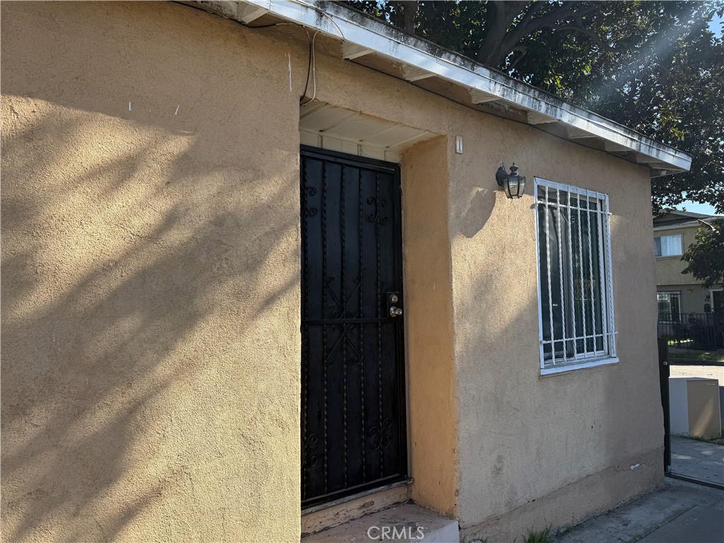 45 E 69th Way Property Photo 4