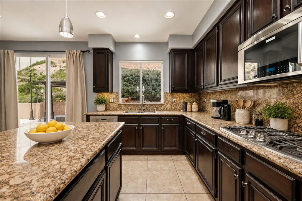 27737 Hackberry Property Photo 17