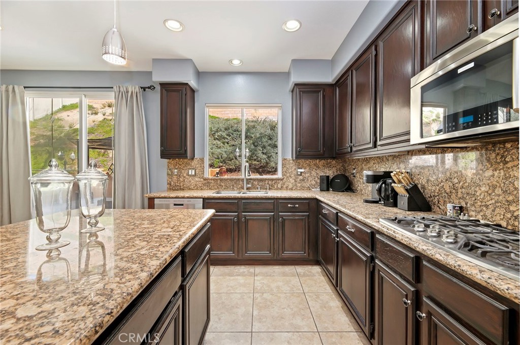 27737 Hackberry Property Photo 18