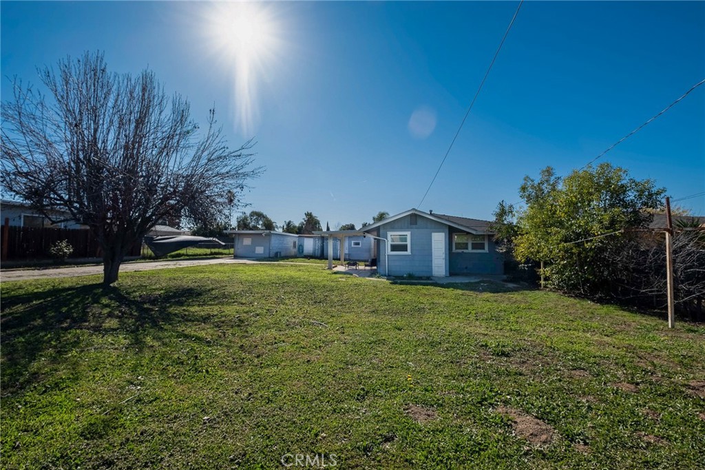 323 Rogers Property Photo 2