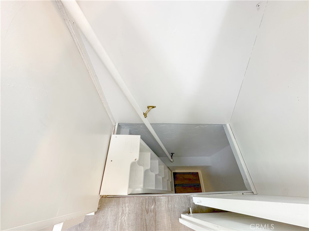 726 Golden Property Photo 27