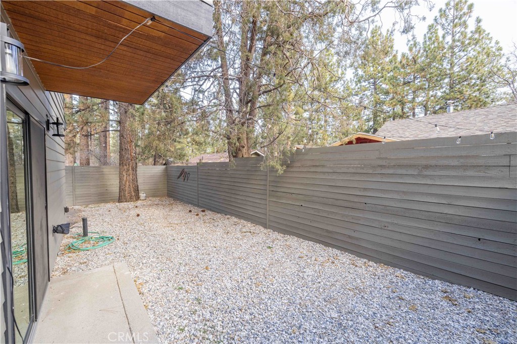 259 Victoria Property Photo 28