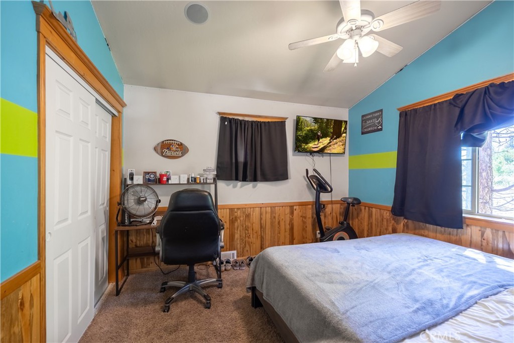 209 W Meadow Lane Property Photo 13