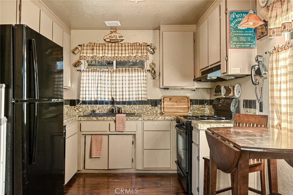 1256 Grass Valley Property Photo 7