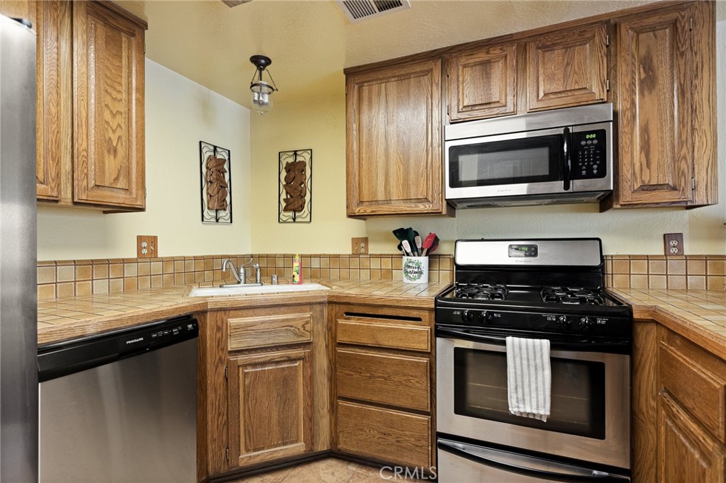 27434 White Fir Property Photo 11