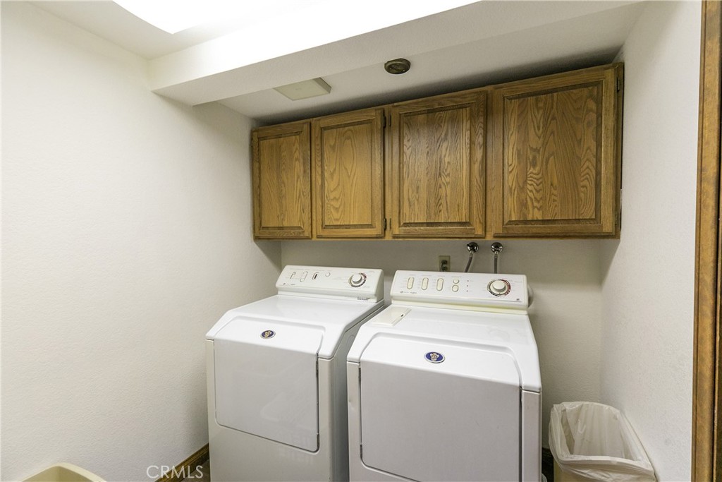 27421 Cedarwood Drive Property Photo 25