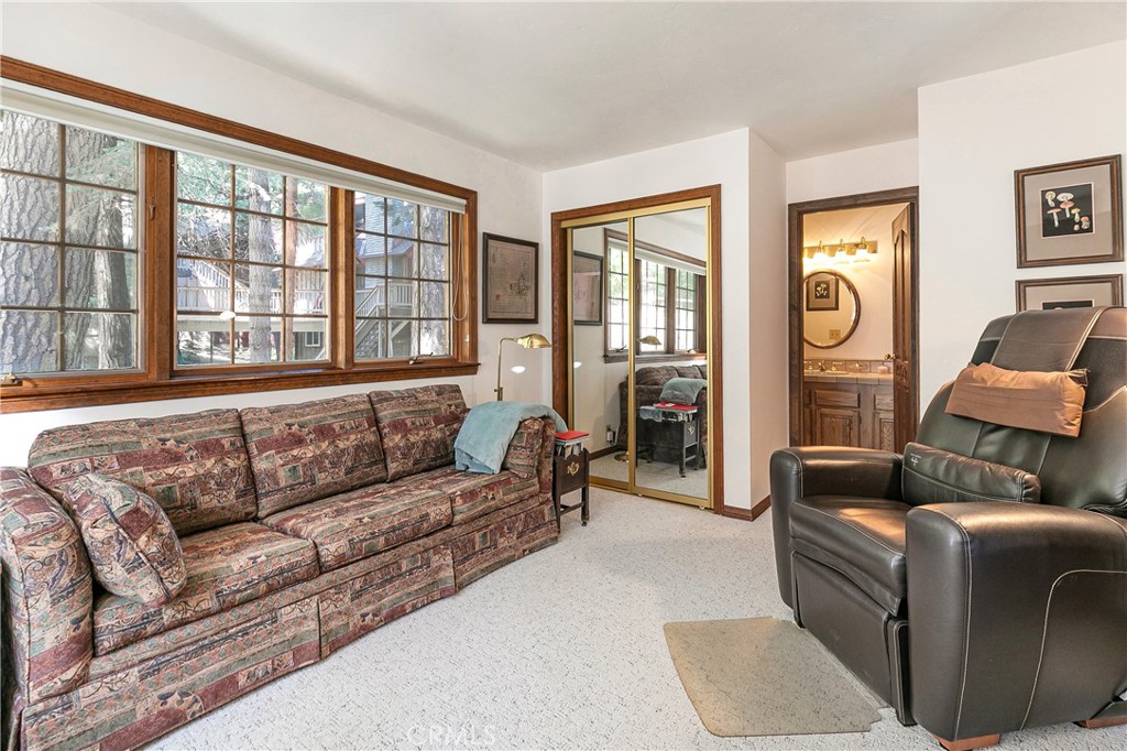 27421 Cedarwood Drive Property Photo 28